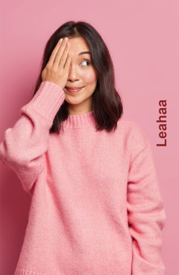 Chic Simplicity: Minimalistic Compcard Template for Female Models 2 Chic Simplicity: Minimalistic Compcard Template for Female Models