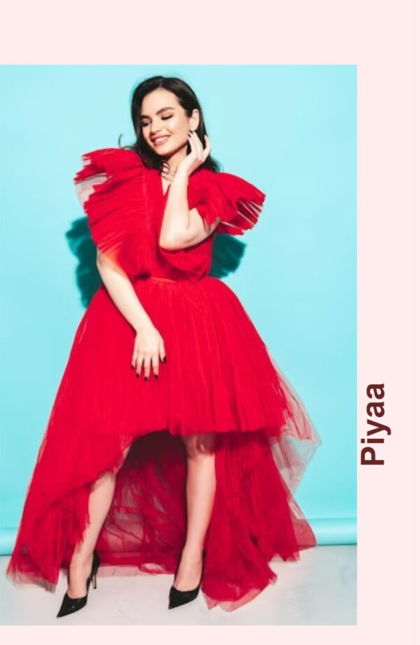 Sleek Professionalism: Chic Compcard Template for Female Models 2 Sleek Professionalism: Chic Compcard Template for Female Models