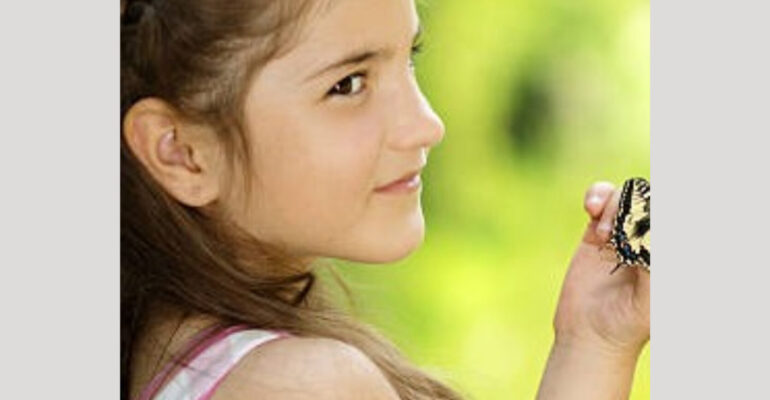 Design a Kendall Jenner Inspired Comp Card Easily