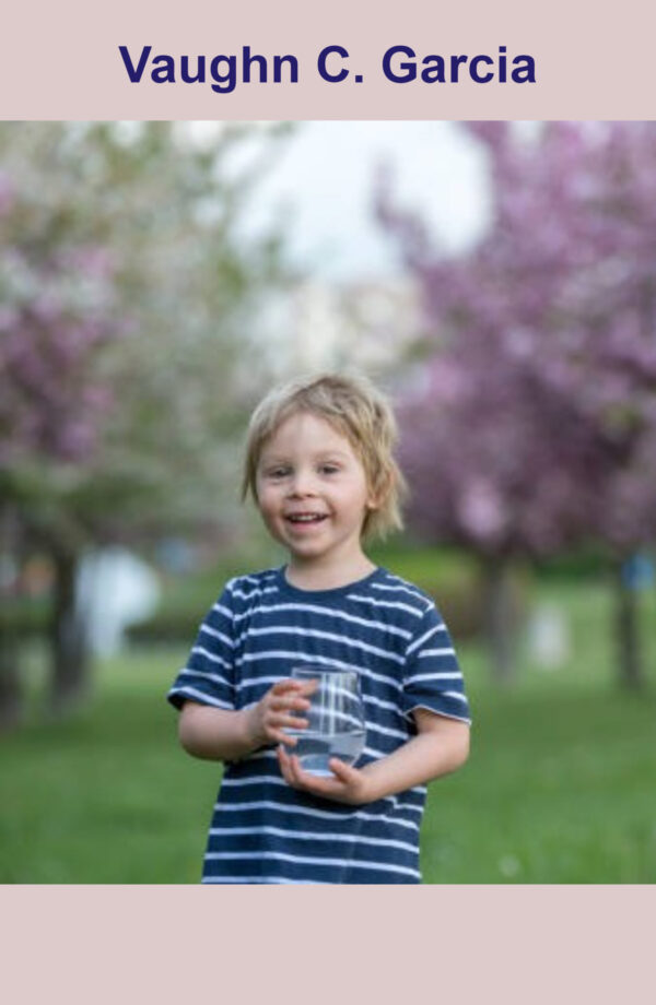 Junior Model Manifest: Chic Compcard Template 2 Junior Model Manifest: Chic Compcard Template