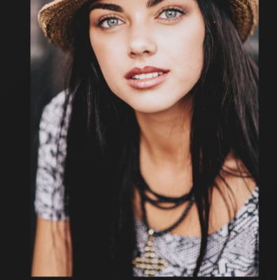 Celebrity Influence: Analyzing 1000+ Celebrity Comp Card Examples